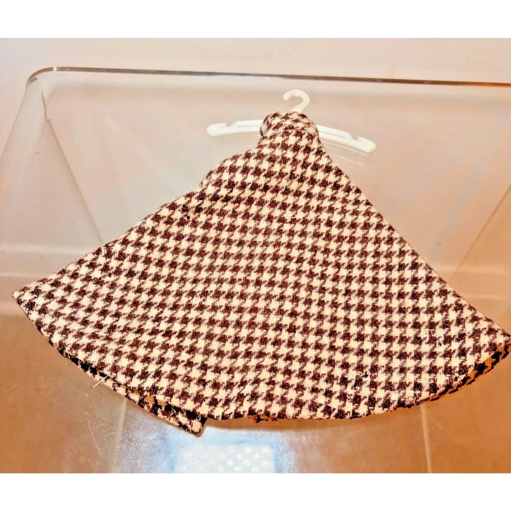 Vintage Barbie Houndstooth Cape with hanger
